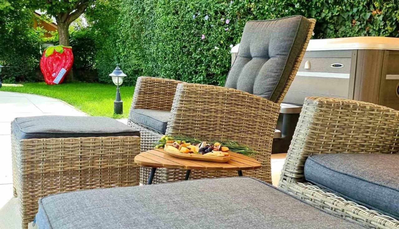 Fuege Villa Luxury & Wellness Balatonfüred Exteriör bild