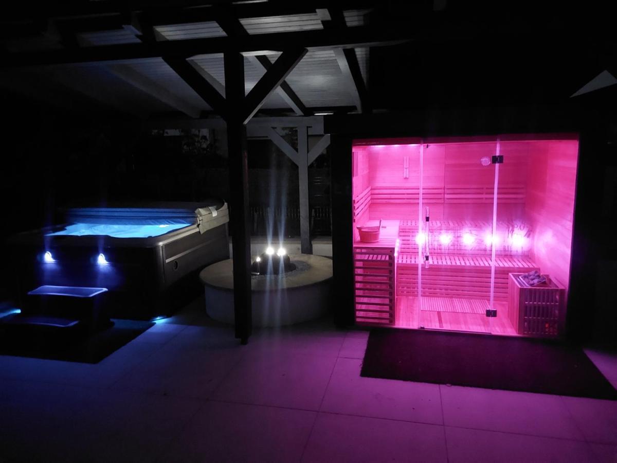 Fuege Villa Luxury & Wellness Balatonfüred Exteriör bild