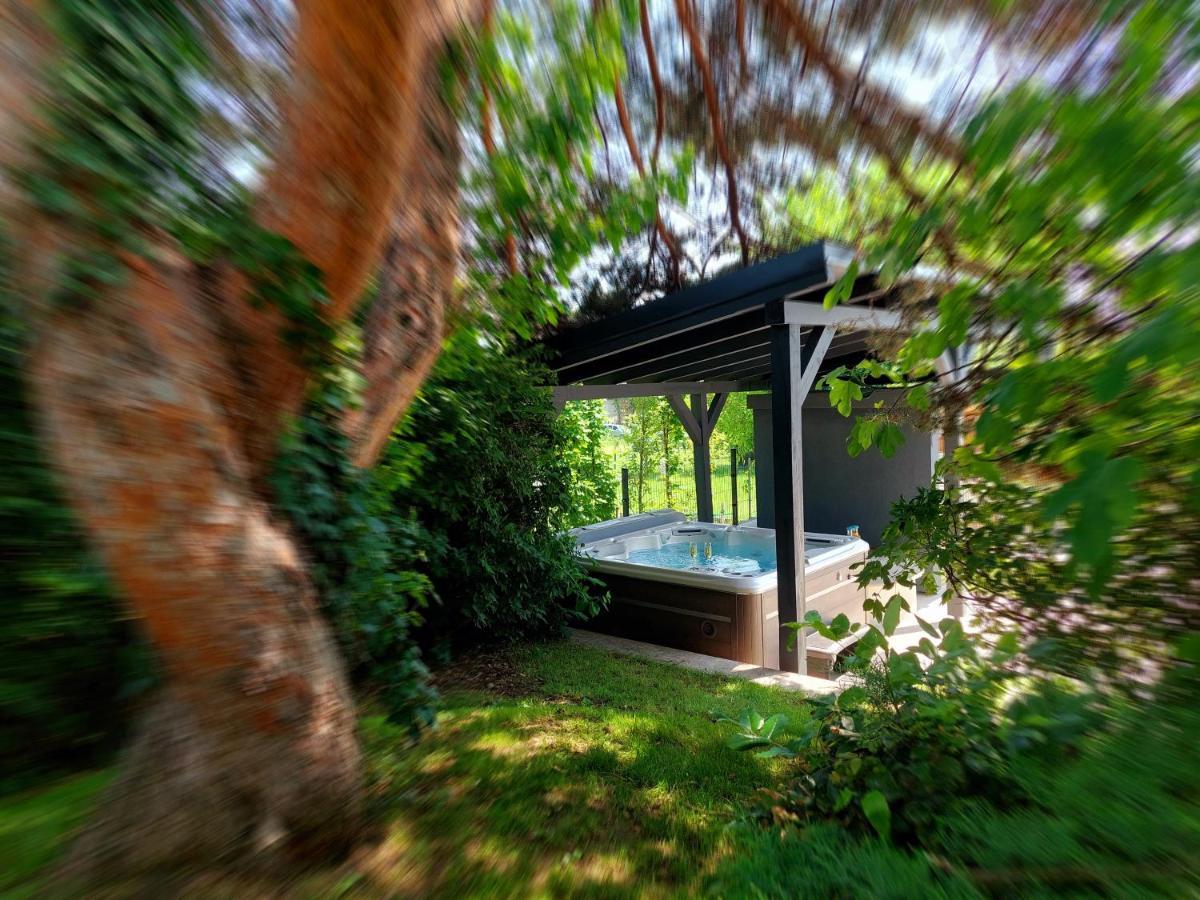 Fuege Villa Luxury & Wellness Balatonfüred Exteriör bild