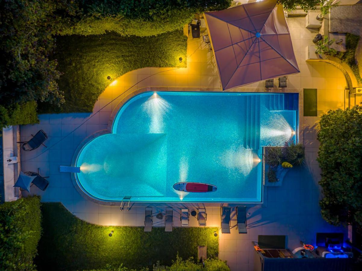 Fuege Villa Luxury & Wellness Balatonfüred Exteriör bild