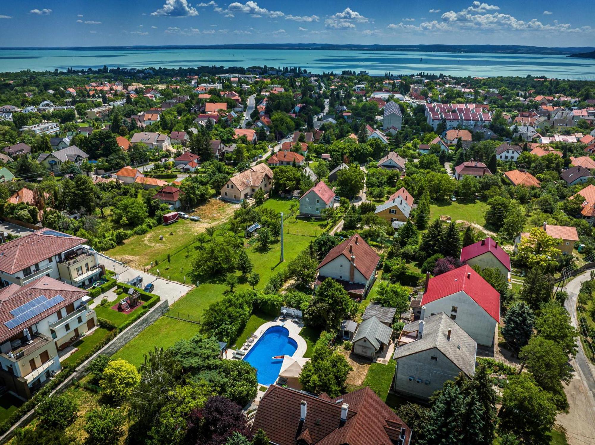 Fuege Villa Luxury & Wellness Balatonfüred Exteriör bild