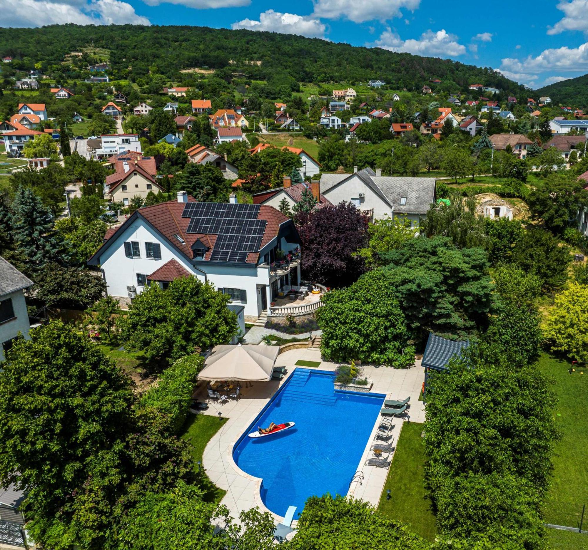 Fuege Villa Luxury & Wellness Balatonfüred Exteriör bild